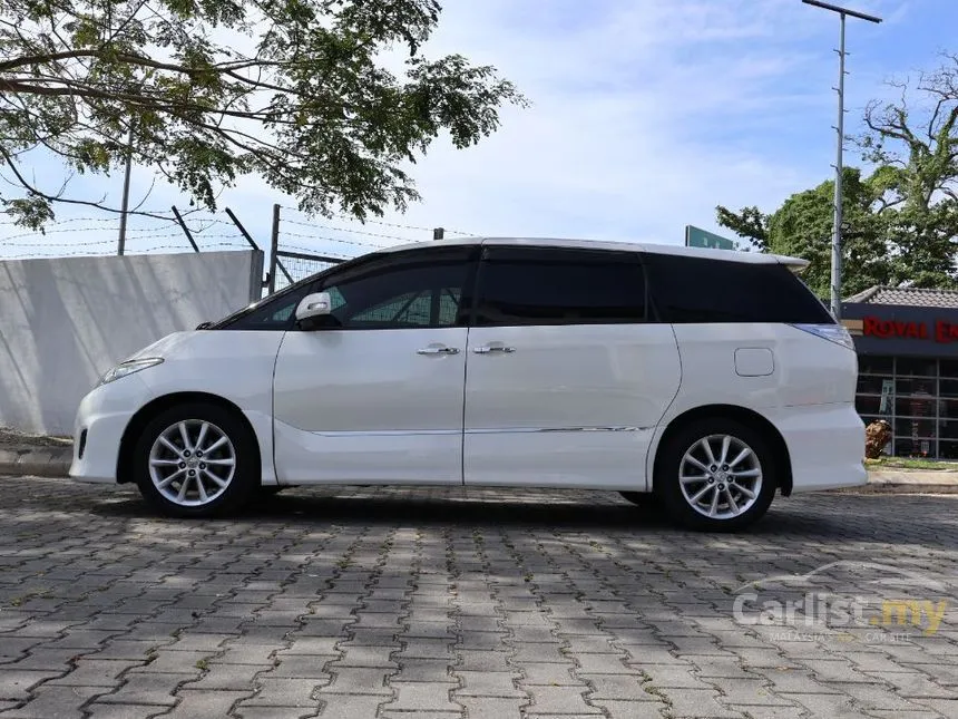 2010 Toyota Estima Aeras MPV