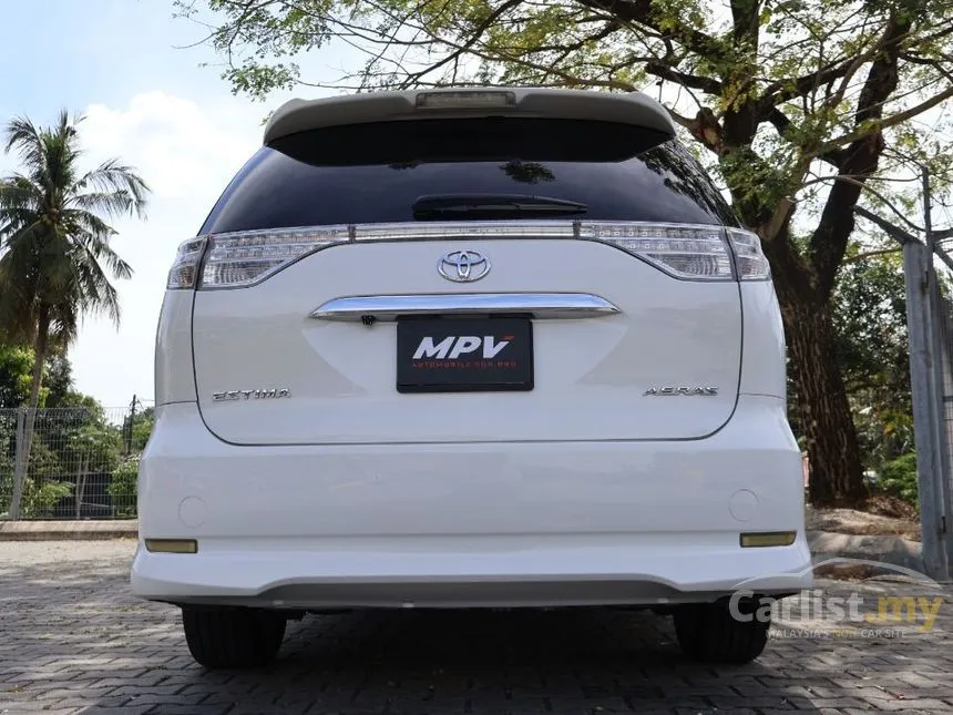 2010 Toyota Estima Aeras MPV