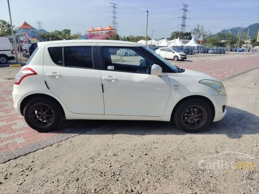 2013 Suzuki Swift GL Hatchback