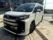 2024 Toyota Noah 2.0 S-Z 3LED UNIVERSAL SIDE-STEP POWER-BOOT 7 SEATER UNREG