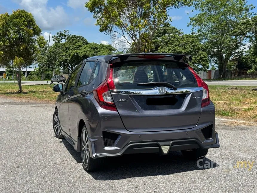 2015 Honda Jazz V Hatchback