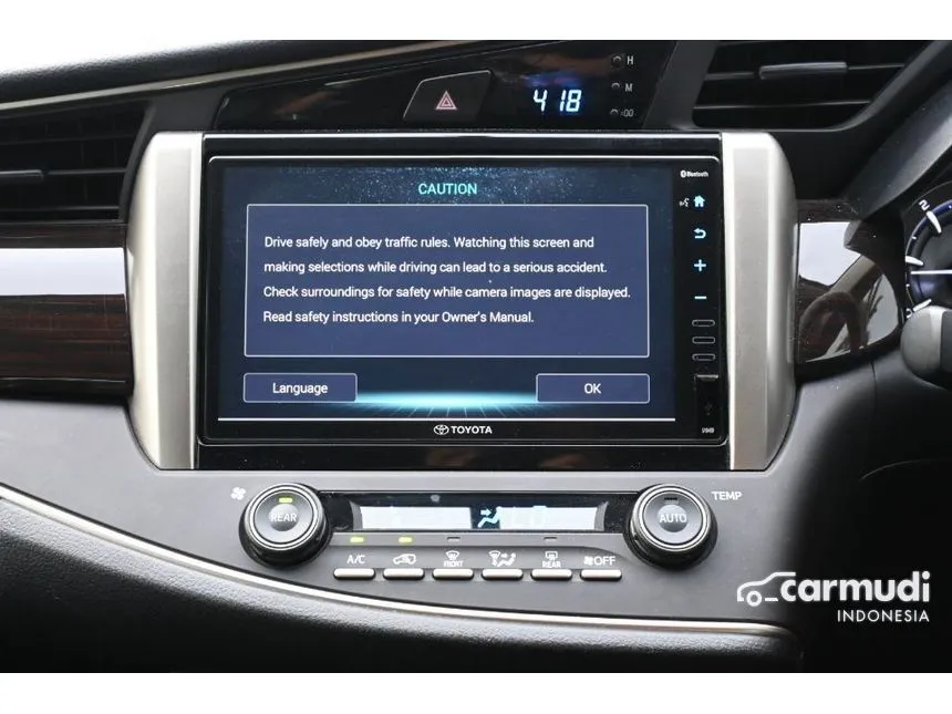 2021 Toyota Kijang Innova V MPV