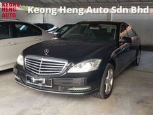 Mercedes-Benz S300L 3.0 Base Spec Sedan