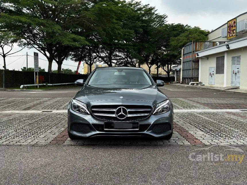 2017 Mercedes-Benz C200 Avantgarde Sedan