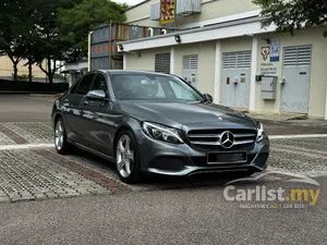 2017 Mercedes-Benz C200 2.0 Avantgarde Sedan (((OFFER)))