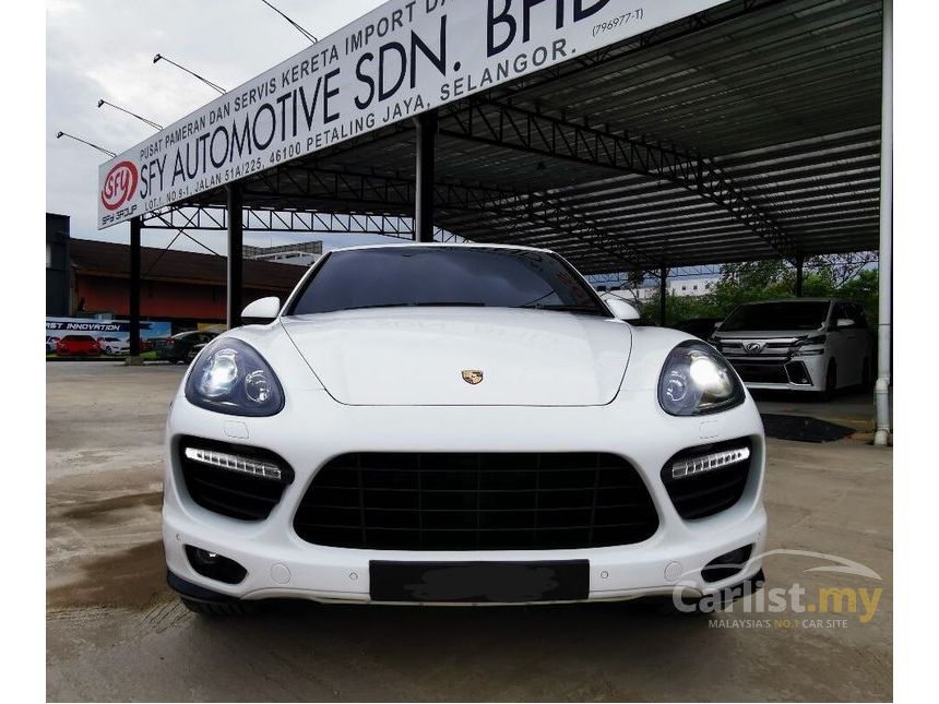 Porsche Cayenne 2013 S 4.8 in Kuala Lumpur Automatic SUV 