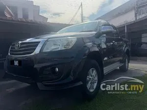2014 Toyota Hilux 2.5 G VNT Dual Cab (Metallic) Pickup