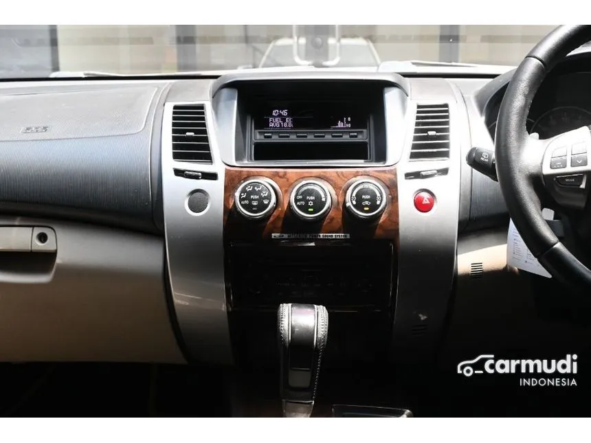 2012 Mitsubishi Pajero Sport Dakar 4x2 SUV