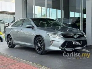 2015 Toyota Camry 2.5 Hybrid Sedan