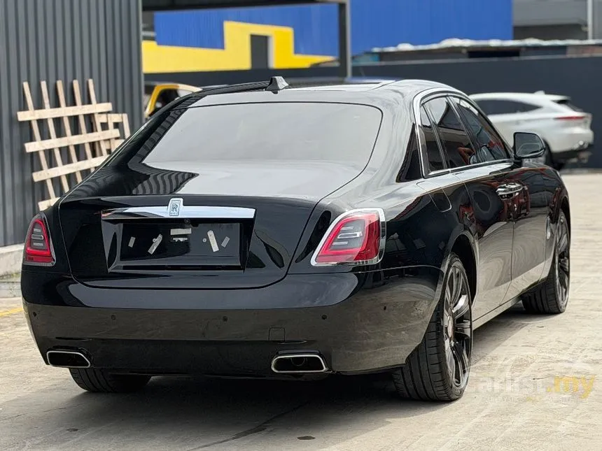 2022 Rolls-Royce Ghost Sedan