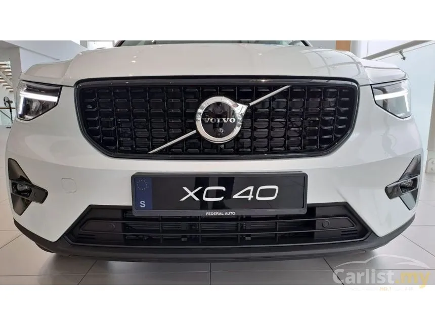 2023 Volvo XC40 B5 Ultimate SUV