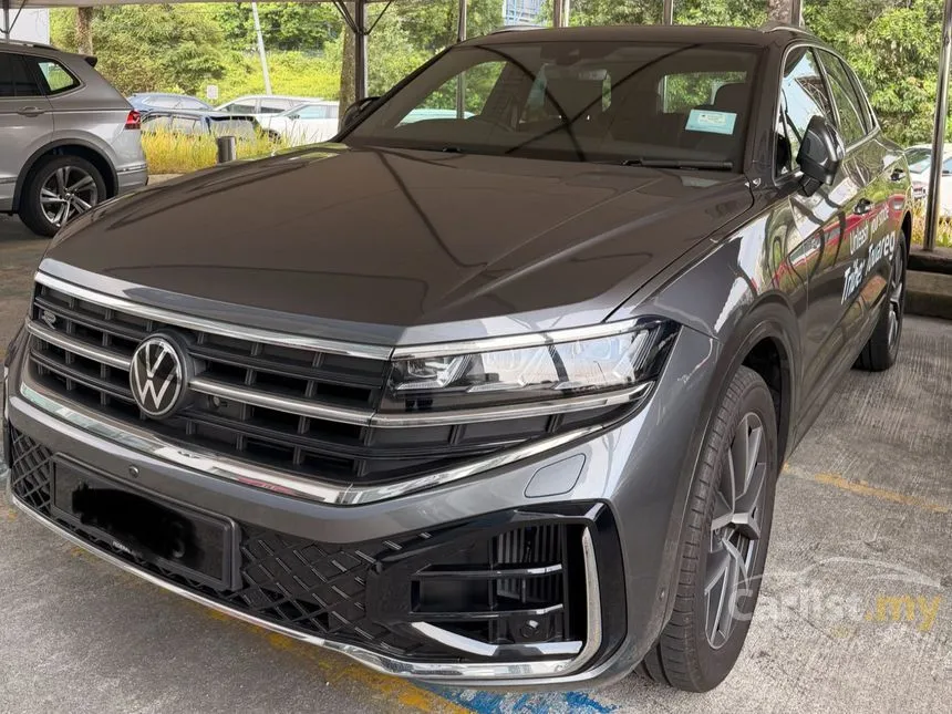 2024 Volkswagen Touareg R-Line SUV