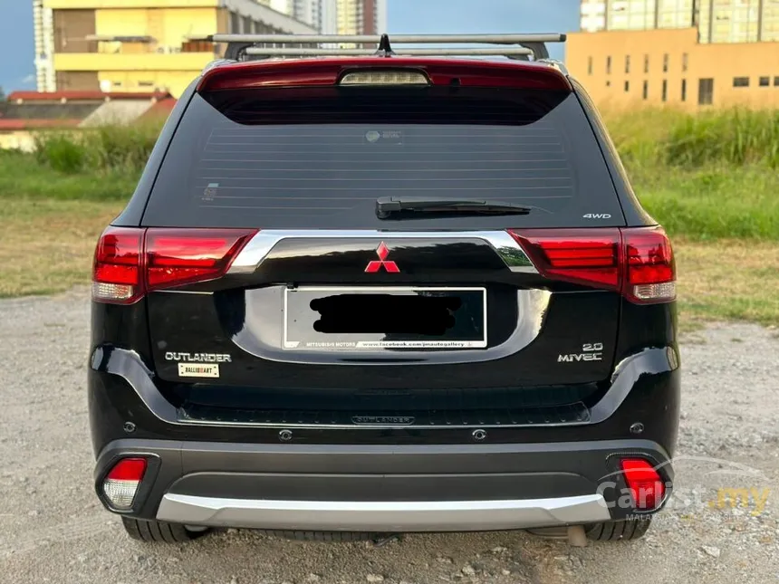 2018 Mitsubishi Outlander SUV