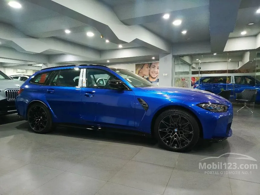 Jual Mobil BMW M3 2024 Touring Competition M xDrive 3.0 di DKI Jakarta Automatic Wagon Biru Rp 2.750.000.000