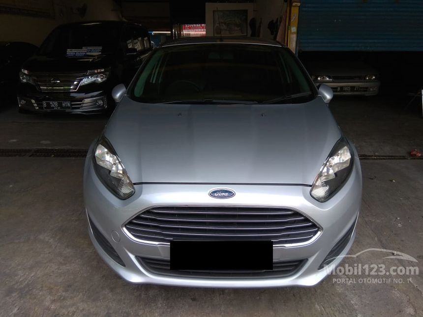 Jual Mobil Ford Fiesta 2013 Trend 1.4 di DKI Jakarta 