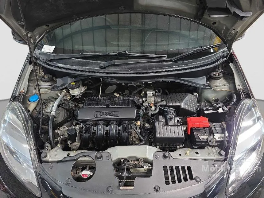 2017 Honda Brio RS Hatchback