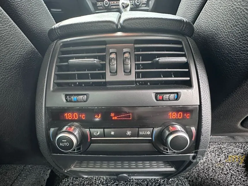 2011 BMW 528i Sedan