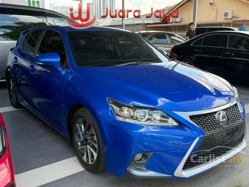 2011 Lexus CT 200h Hatchback