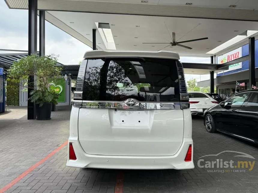 2021 Toyota Voxy ZS Kirameki III Edition MPV