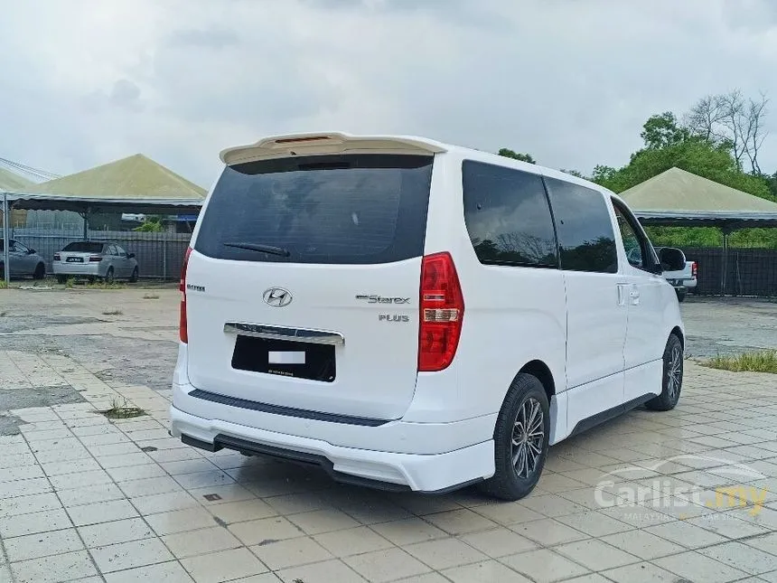 2020 Hyundai Grand Starex Executive MPV