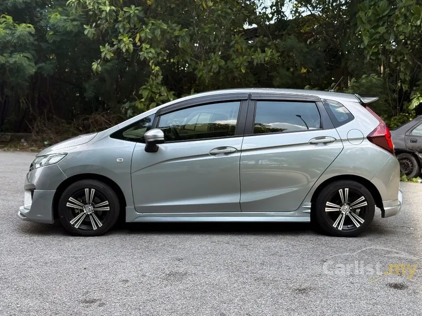 2016 Honda Jazz S Hatchback
