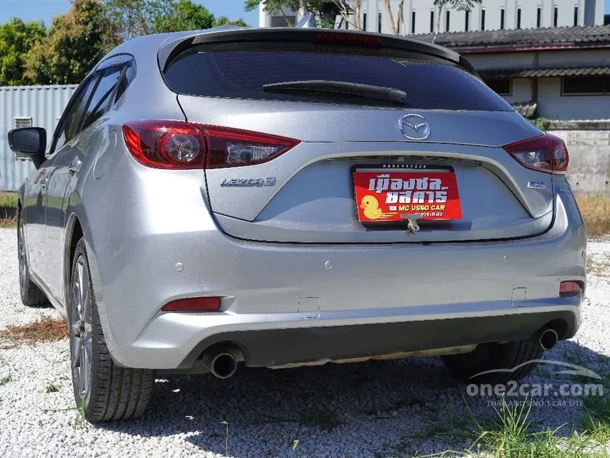 2017 Mazda 3 S Sports Hatchback