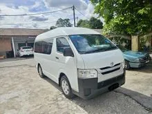 2014 Toyota Hiace 2.5 Window Van TIP TOP CONDITION