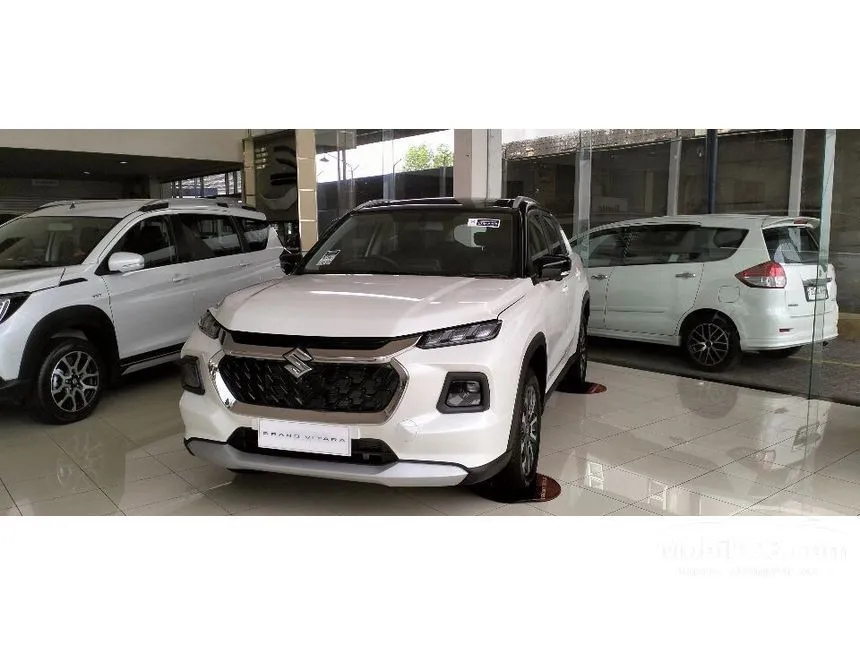 Jual Mobil Suzuki Grand Vitara 2023 GX MHEV Two Tone 1.5 di Jawa Barat Automatic SUV Putih Rp 365.300.000