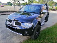 2013 Mitsubishi Triton 2.5 Pickup Truck / MIVEC TURBO / 5 SPEED AUTO / FUEL TANK 60L / EASY APPROVAL / BANK LOW INTEREST / HIGH LOAN VALUE
