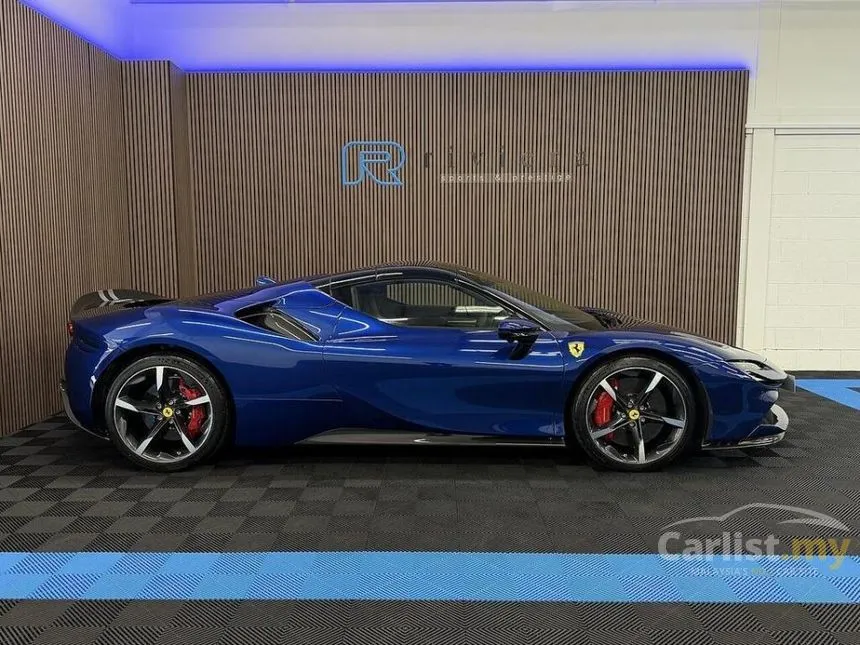 2022 Ferrari SF90 Stradale Coupe