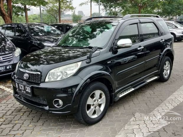 Toyota Rush Mobil  bekas  dijual di  Banten  Indonesia 