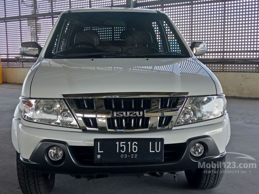 gallery_used car mobil123 isuzu panther grand touring suv indonesia_7232525_ybl40TomM5lV8w9KJNnwk1