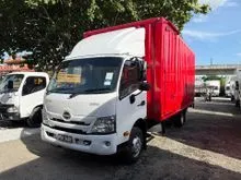 2021 Hino XZC710R UBS 3 Ton 17 Feet Box Bonded Corrugated Container Tail Lift 7500KG Lorry