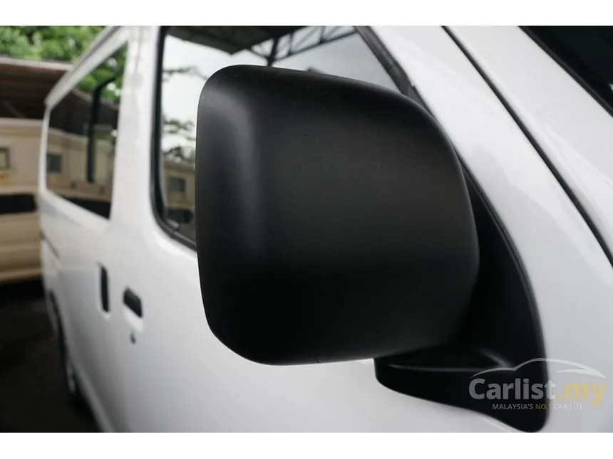 2015 Daihatsu Gran Max Semi Panel Van