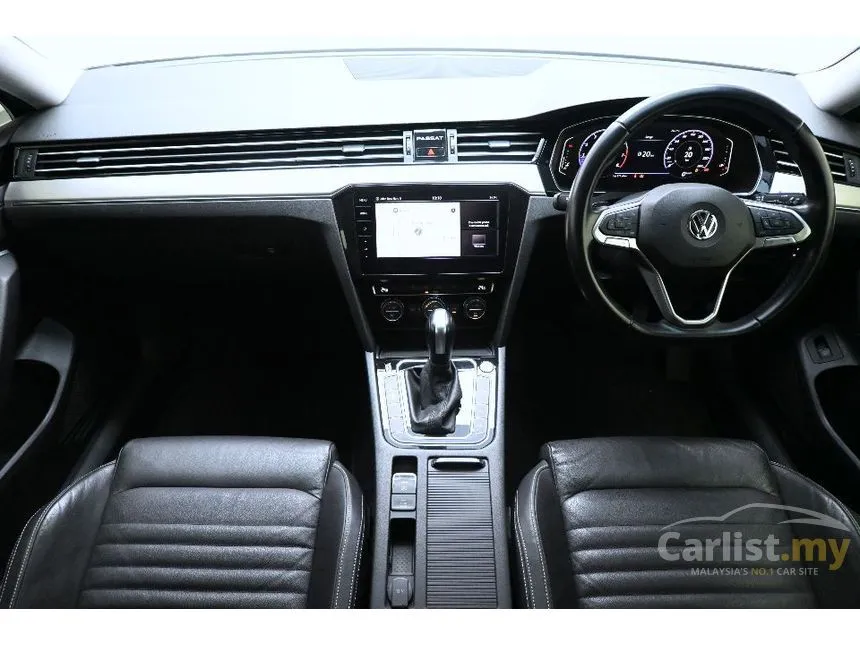 2021 Volkswagen Passat R-Line Sedan