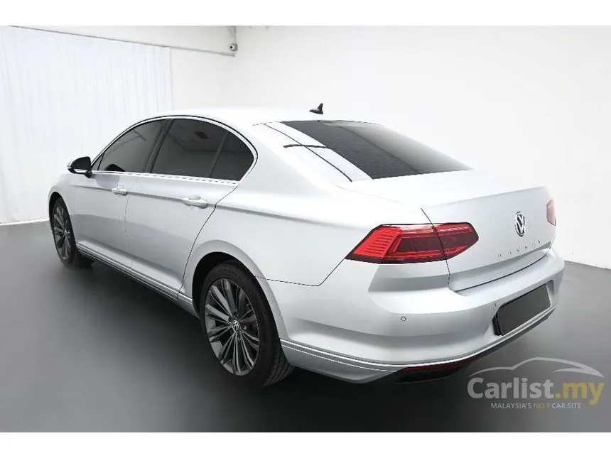 2021 Volkswagen Passat R-Line Sedan