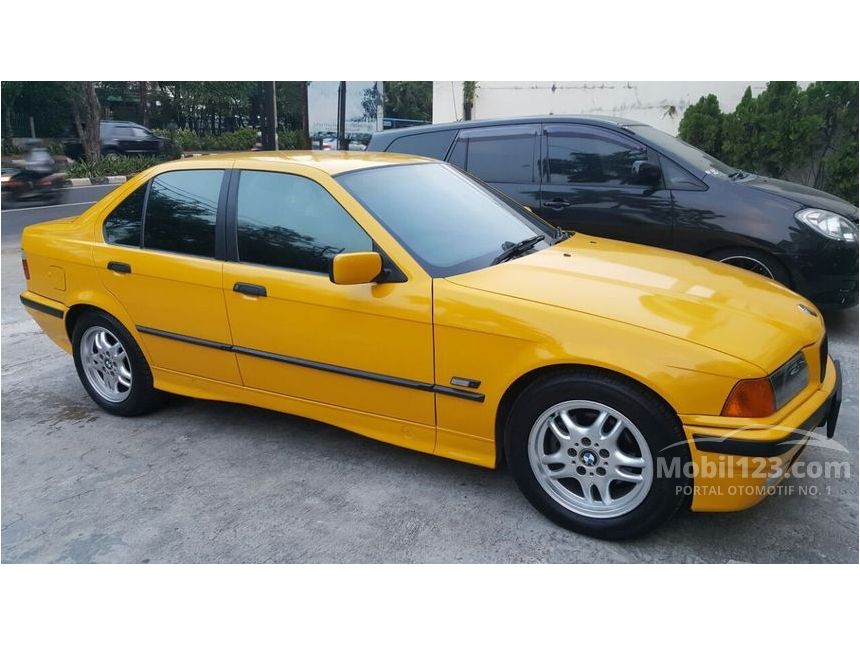 Jual Mobil  BMW  320i 1995 E36  2 0 Automatic 2 0 di DKI 