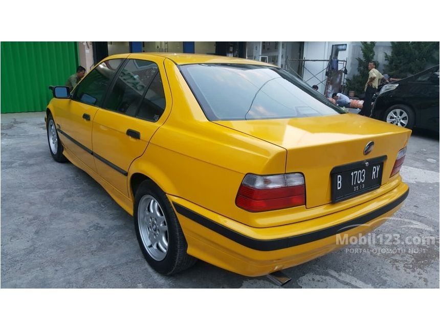  Jual  Mobil  BMW  320i 1995 E36  2 0 Automatic 2 0 di DKI 