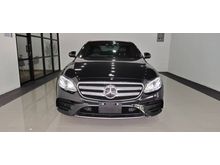 MERCEDES BENZ E200 AMG LINE (A) 9G-TRONIC TURBO
