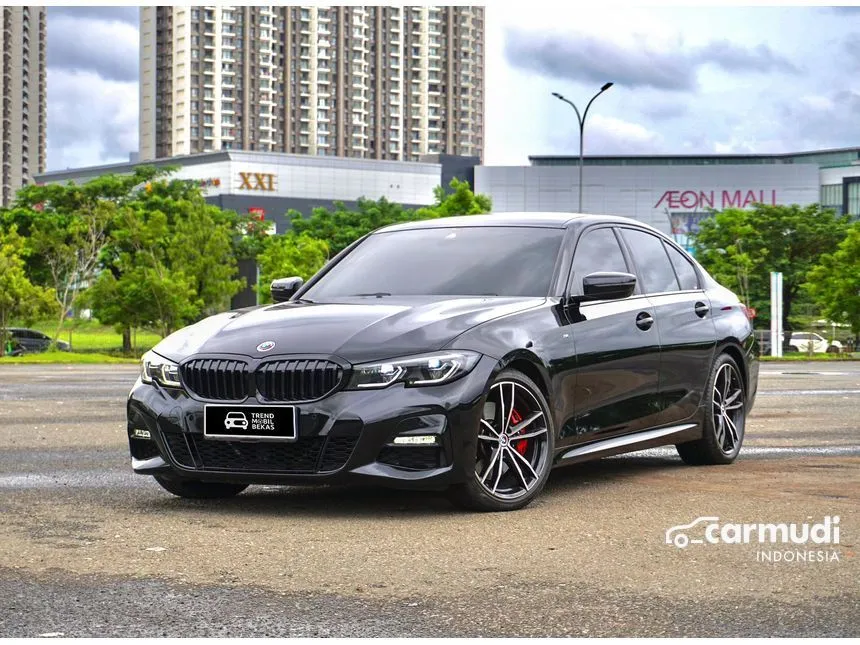 2022 BMW 330i M Sport Sedan