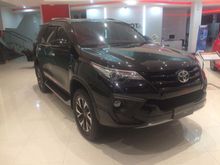 2017 Toyota Fortuner 2.4 VRZ SUV DP RINGAN , AKHIR TAHUN DISKON BESAR CUCI GUDANG , ANGSURAN RINGAN , BANYAK BONUS ACCESORIES