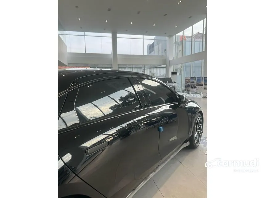 2023 Hyundai IONIQ 6 Signature Long Range Sedan