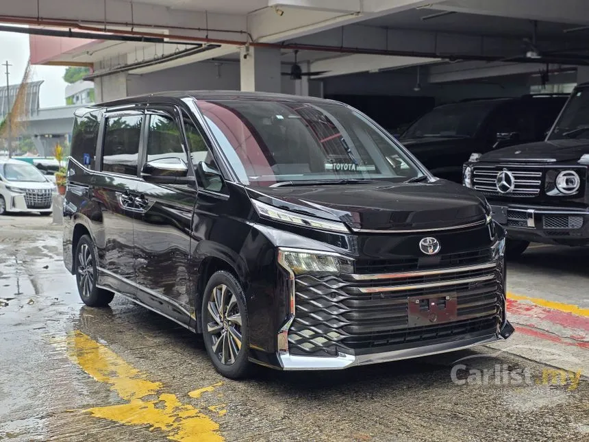 2023 Toyota Voxy S-Z MPV