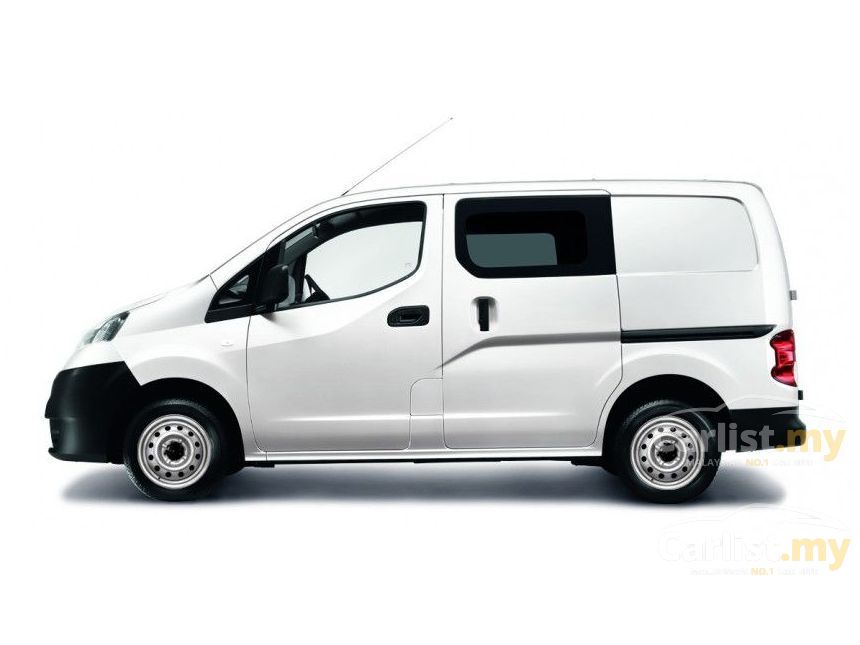 nissan panel van nv200