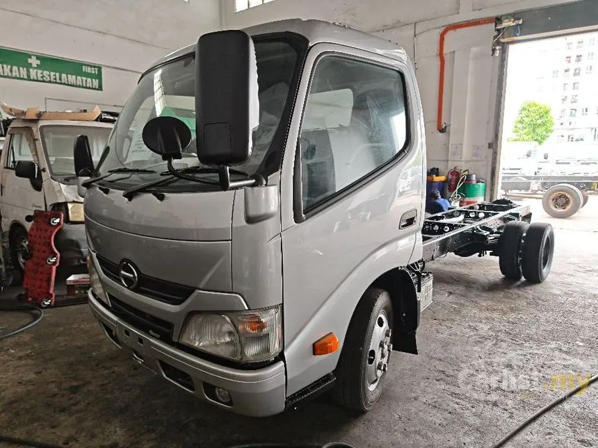 2026 Hino 300 Lorry