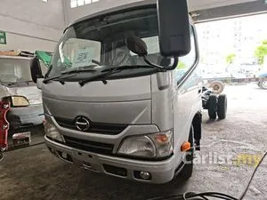 2026 Hino 300 4.0 Lorry