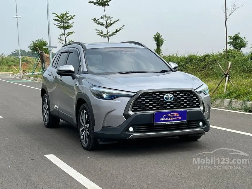 2021 Toyota Corolla Cross Hybrid SUV