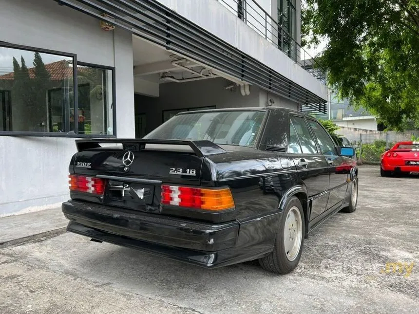 1986 Mercedes-Benz 190E Sedan