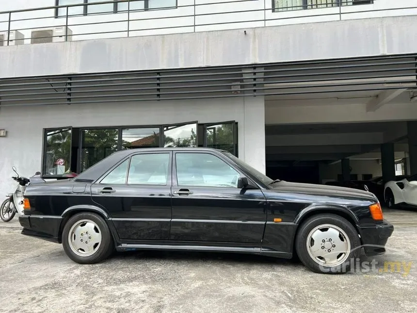 1986 Mercedes-Benz 190E Sedan