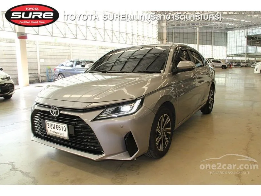 2022 Toyota Yaris Ativ Premium Sedan
